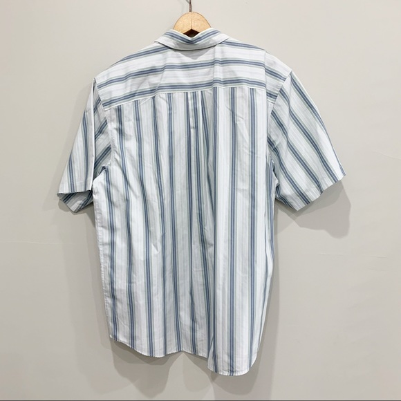 Eddie Bauer Wrinkle Resistant Men’s button shirt - Picture 2 of 3